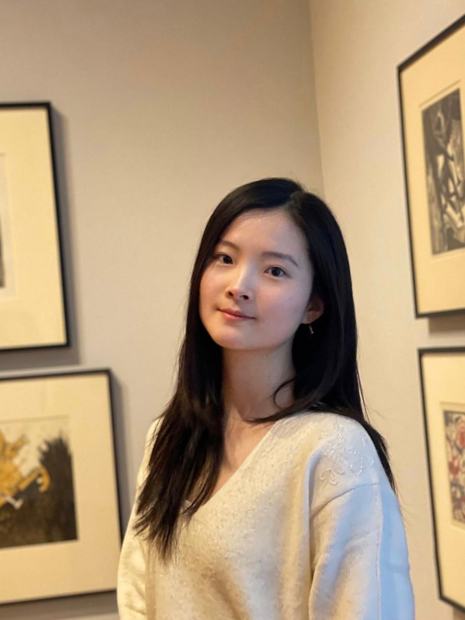 Aiwei Zhang